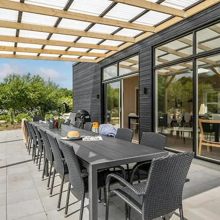 Gorgeous In With Kitchen