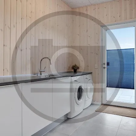 Gorgeous In With Kitchen