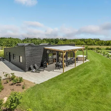 Holiday home Gorgeous In With Kitchen *