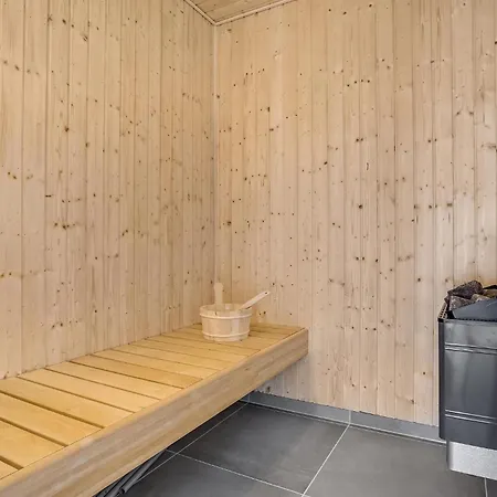 Gorgeous In With Kitchen * Glesborg