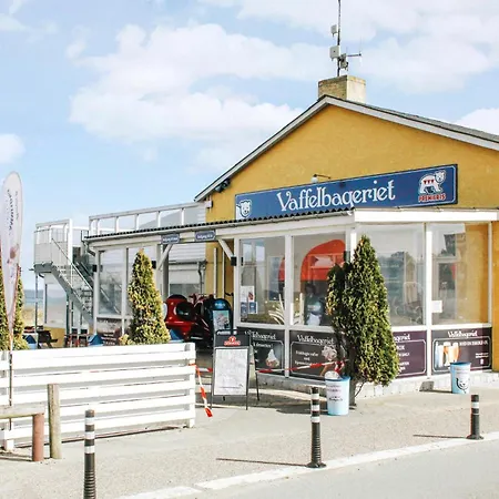 Gorgeous In With Kitchen בית נופש